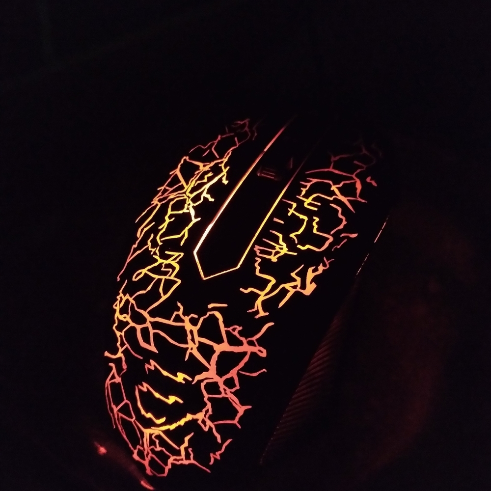 LED Color Changing Gaming Mouse - Picture 4 of 7